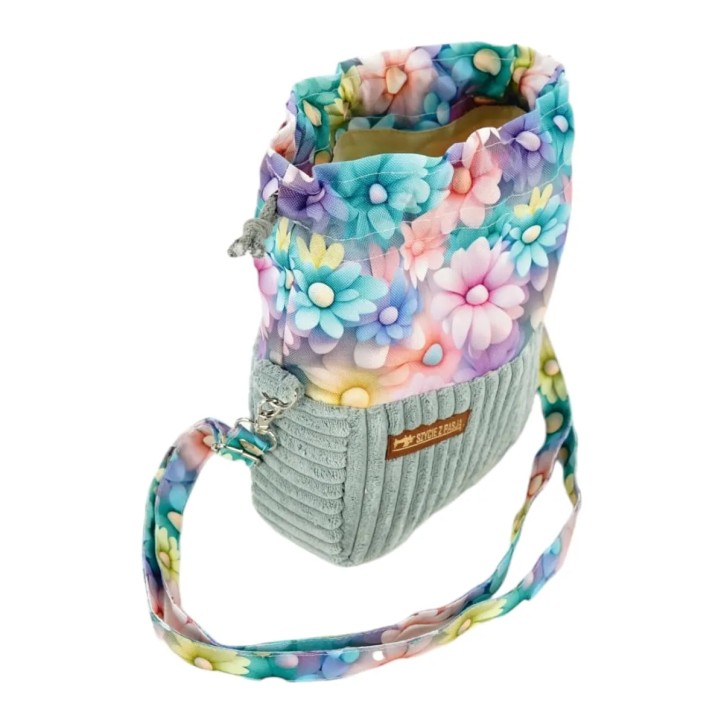 Torebka Sakiewka Sztruksowa Zielona z Motywem Pastelowych Kwiatów – Handmade Torebka Sakiewka Sztruksowa Zielona z Motywem Pastelowych Kwiatów – Handmade
