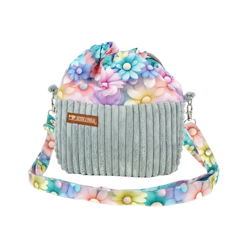 Torebka Sakiewka Sztruksowa Zielona z Motywem Pastelowych Kwiatów – Handmade