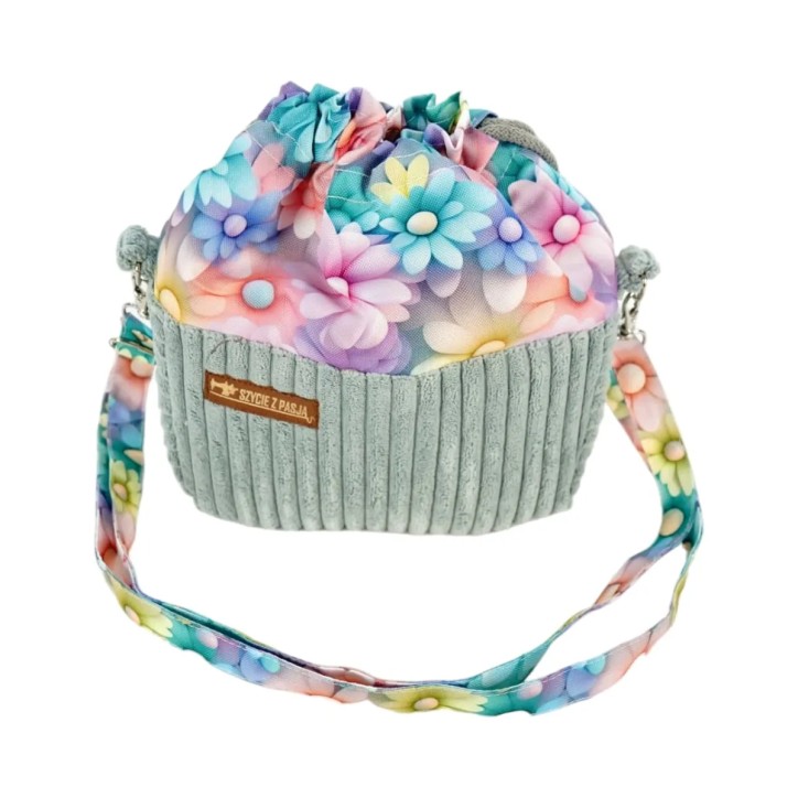Torebka Sakiewka Sztruksowa Zielona z Motywem Pastelowych Kwiatów – Handmade Torebka Sakiewka Sztruksowa Zielona z Motywem Pastelowych Kwiatów – Handmade