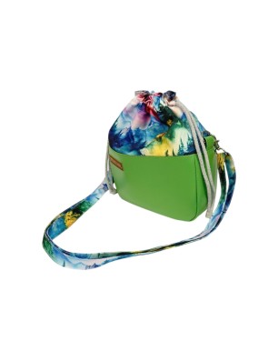 torebka worek zielona z lasem akwarelowym - widok z boku