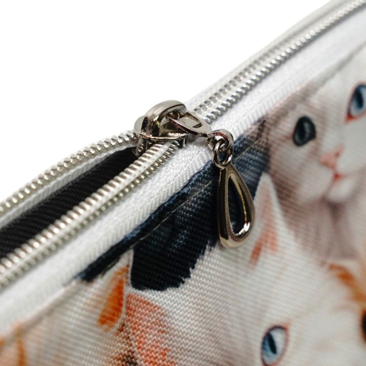 Mała Kosmetyczka z Motywem Kotów - 19x13x5cm Rozmiar S