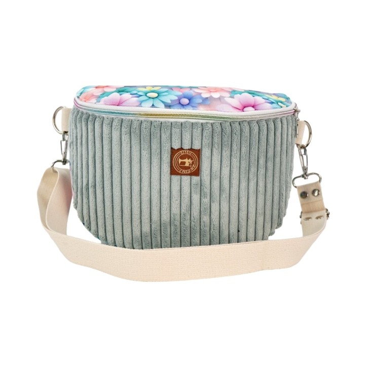 Torebka-Nerka Sztruksowa Miętowa z motywem pastelowych kwiatów – handmade