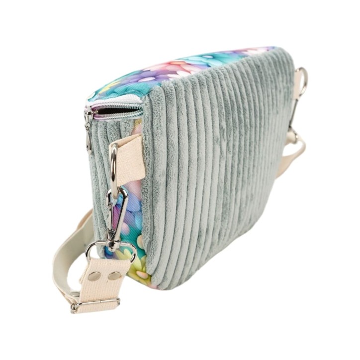 Torebka-Nerka Sztruksowa Miętowa z motywem pastelowych kwiatów – handmade