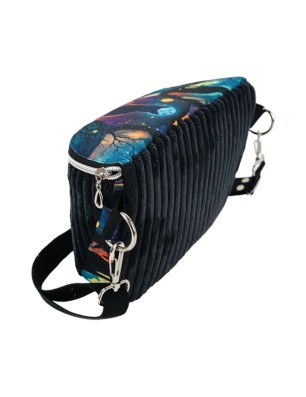 Szycie z pasją|Torebka-Nerka Sztruksowa Czarna z Motywem Kota – Księżycowy Kot - Handmade|Torebko Nerki Sztruksowe|SZYCIE Z PASJĄ