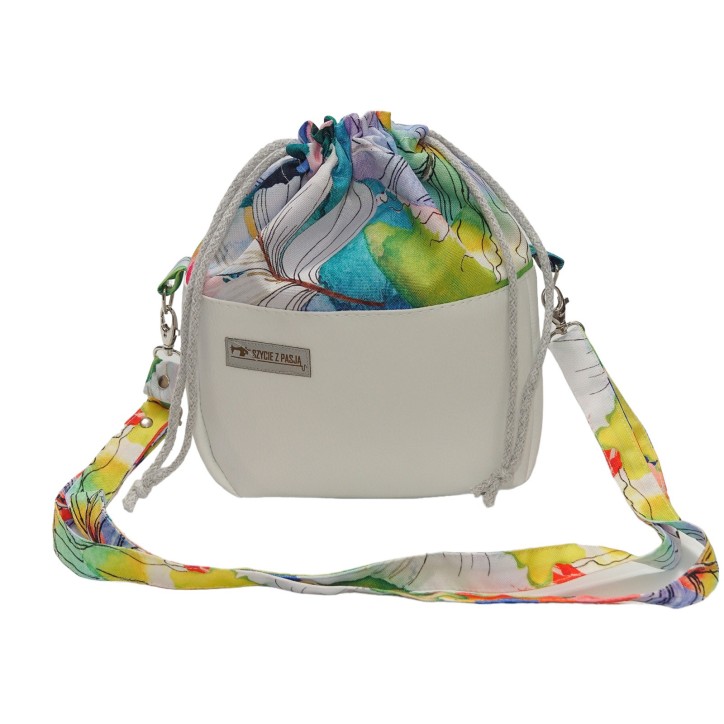 Torebka Sakiewka Biała z Motywem Kolorowych Liści – Handmade