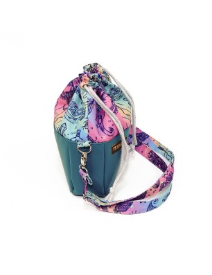 Mała torebka sakiewka handmade w kolorze butelkowej zieleni