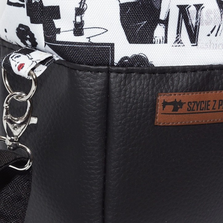 Torebka Sakiewka Czarna z Motywem Fashion – Handmade