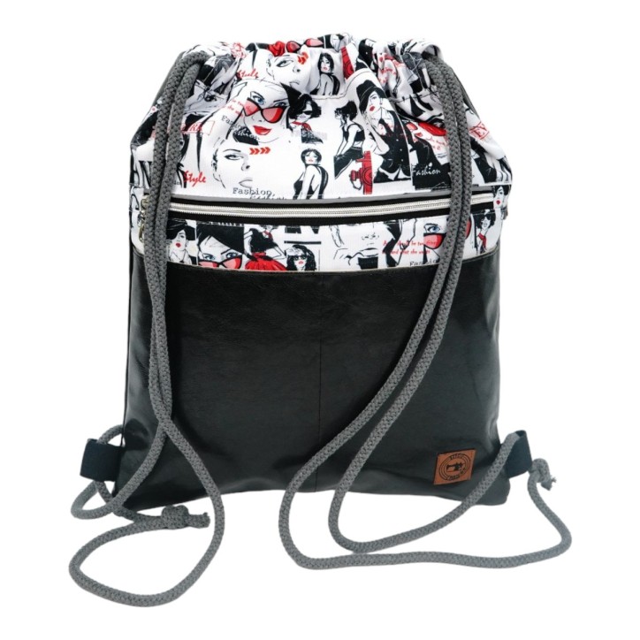 Worko-Plecak Czarny z Motywem Fashion – Handmade z Ukrytą Kieszenią na Zamek Worko-Plecak Czarny z Motywem Fashion – Handmade z Ukrytą Kieszenią na Zamek