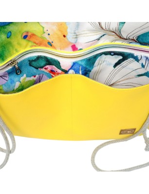 Szycie z pasją|Worko-Plecak Żółty z Motywem Piórek – Handmade z Ukrytą Kieszenią na Zamek|Worko-plecaki z ukrytą kieszonką|SZYCIE Z PASJĄ