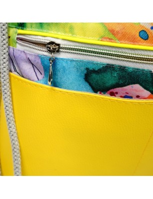 Szycie z pasją|Worko-Plecak Żółty z Motywem Piórek – Handmade z Ukrytą Kieszenią na Zamek|Worko-plecaki z ukrytą kieszonką|SZYCIE Z PASJĄ