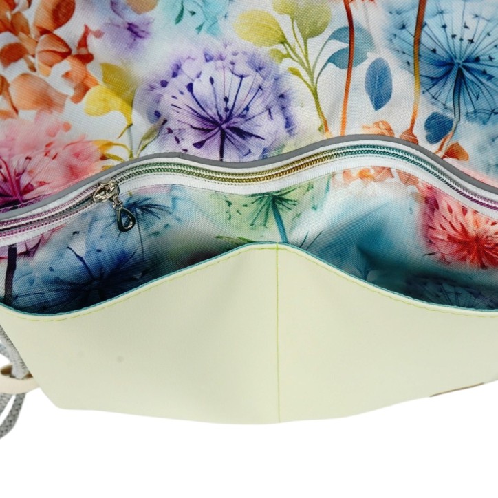 Worko-Plecak Jasnozielony z Motywem Dmuchawców – Handmade z Ukrytą Kieszenią na Zamek Worko-Plecak Jasnozielony z Motywem Dmuchawców – Handmade z Ukrytą Kieszenią na Zamek