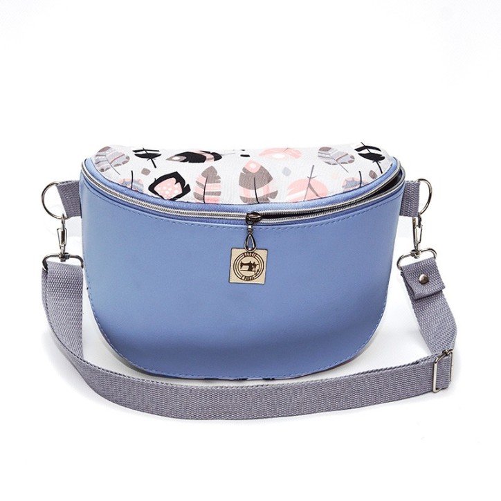 Torebka-Nerka Błękitna z Motywem Piórek – 3w1 Handmade