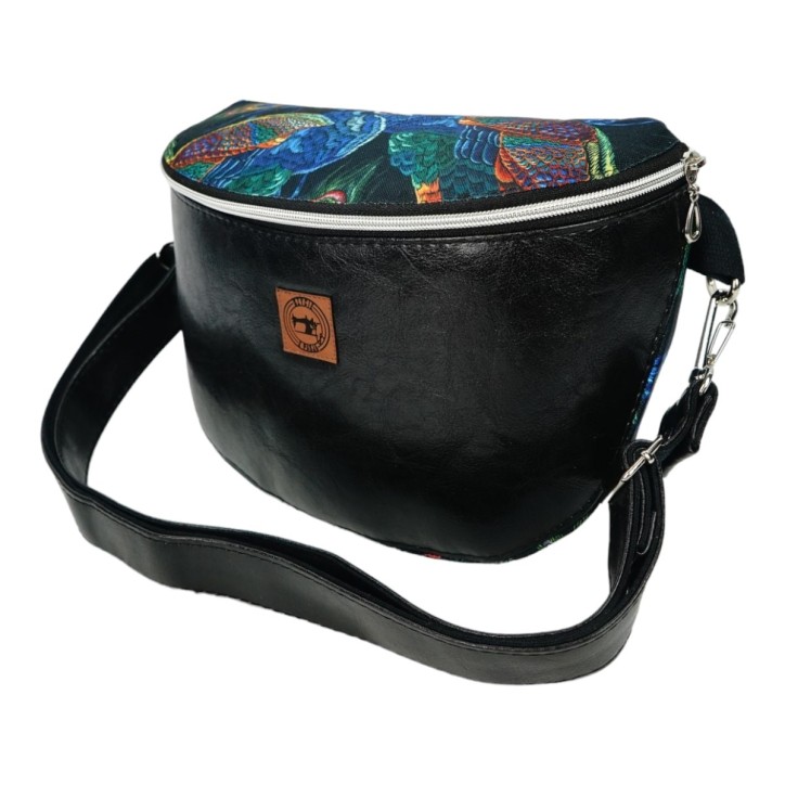 Torebka-Nerka Czarna Połysk z Motywem Pawich Piór – 3w1 Handmade