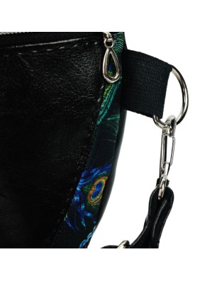 Szycie z pasją|Torebka-Nerka Czarna Połysk z Motywem Pawich Piór – 3w1 Handmade|Torebki Nerki – Wzory Zwierzęce|SZYCIE Z PASJĄ