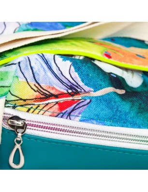 Szycie z pasją|Torebka Na Ramię z Motywem Piór i Turkusową Ekoskórą – Handmade|Torebki z Ekoskórą|SZYCIE Z PASJĄ