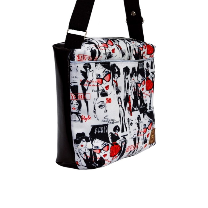 Torebka Na Ramię z Motywem Fashion i Czarną Ekoskórą – Handmade Torebka Na Ramię z Motywem Fashion i Czarną Ekoskórą – Handmade