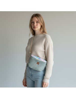 Torebka-Nerka Sztruksowa Miętowa z motywem pastelowych kwiatów – handmade