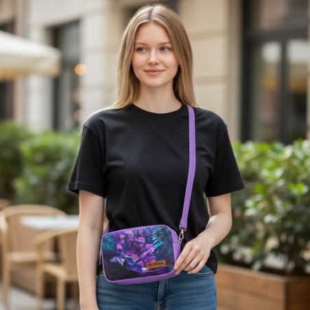 Mini Torebka Box z Ekoskóry z Motywem Tropikalnych Liści w Fioletowej Odsłonie