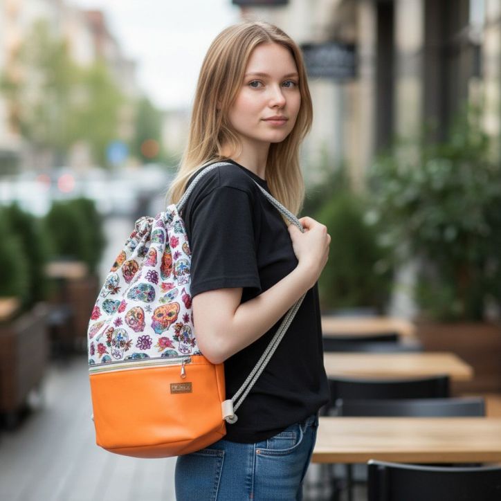 Młodzieżowy Plecak w Czaszki - Duży Worek Wodoodporny Młodzieżowy Plecak w Czaszki - Duży Worek Wodoodporny