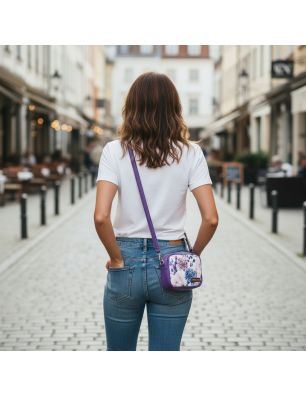 Mała torebka handmade noszona na skos, fioletowy pasek