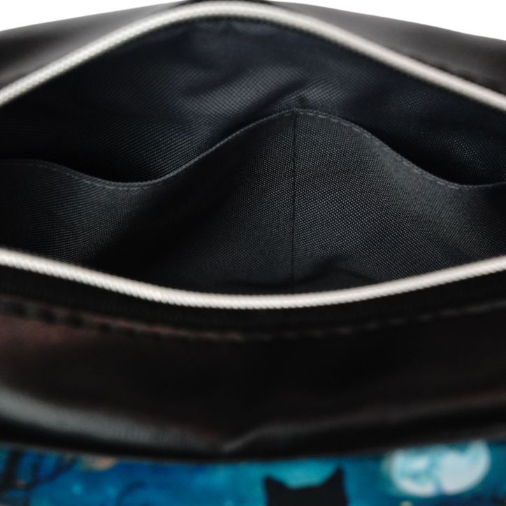 Torebka Box – Czarna z Motywem Księżycowego Kota Torebka Box – Czarna z Motywem Księżycowego Kota