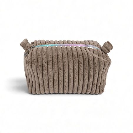 Kosmetyczka Lumi Mini w kolorze taupe z widocznym prążkowanym sztruksem i tęczowym zamkiem